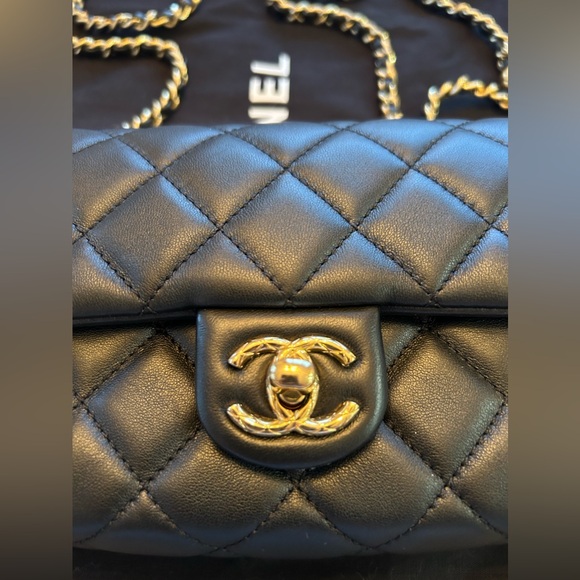 Authentic Chanel Bag - Picture 6 of 17